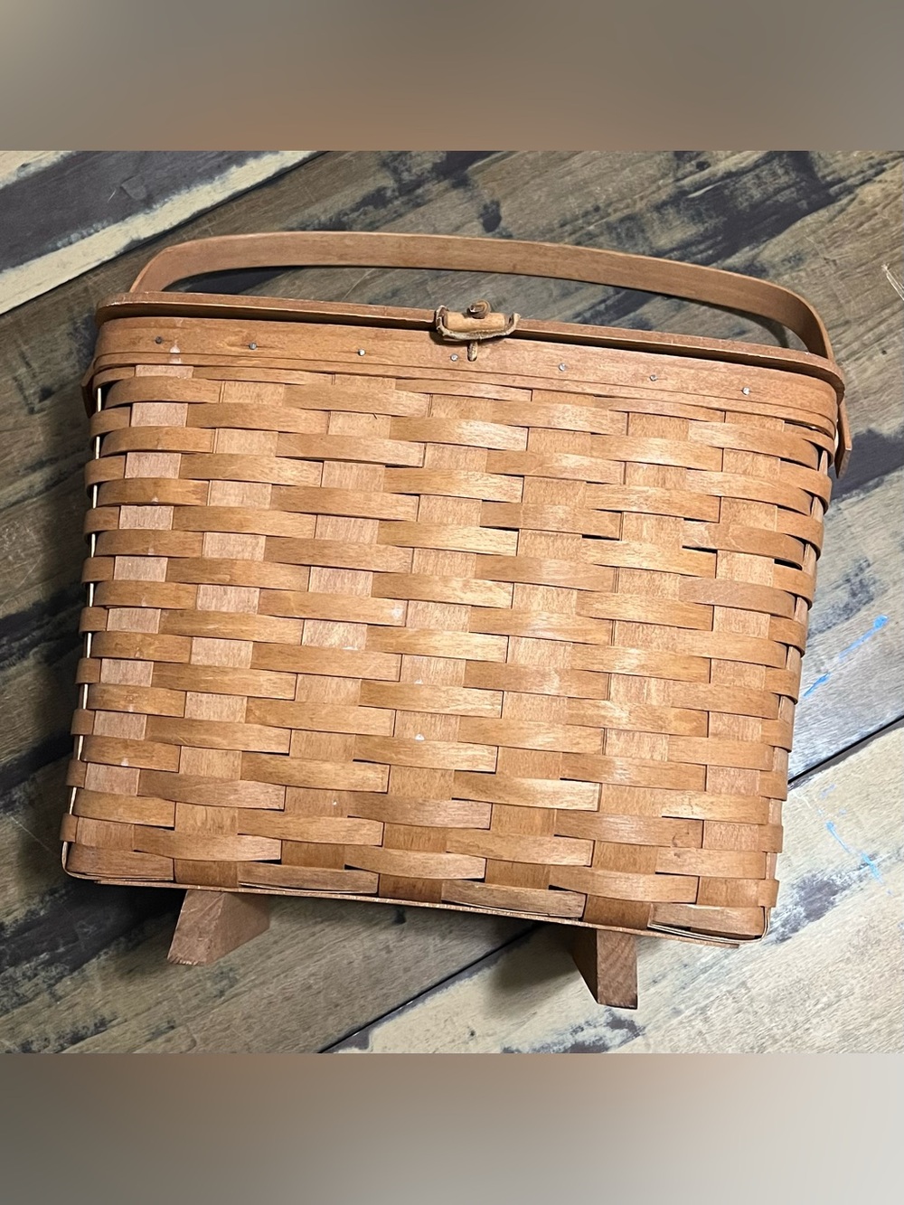 Vintage 1991 Longaberger Footed Magazine Basket with Hinged Wood Lid